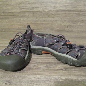 Keen Sandals 9.5